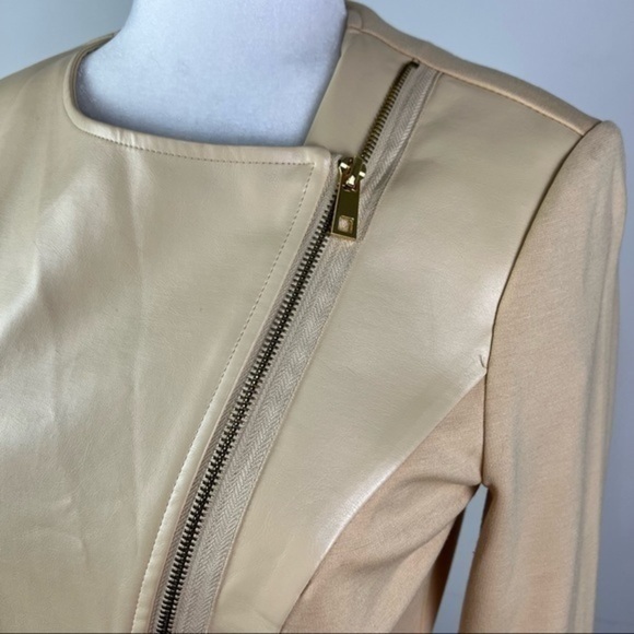Forever 21 Jacket Womens Beige asymmetrical zip size small - Picture 3 of 10